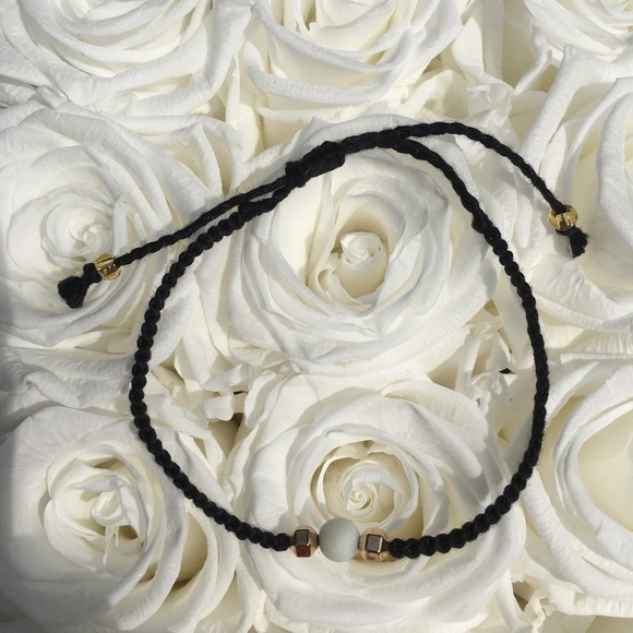 Handmade Beaded Friendship Bracelet - Picture 4 of 5